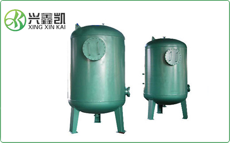 不銹鋼多介質(zhì)過(guò)濾器